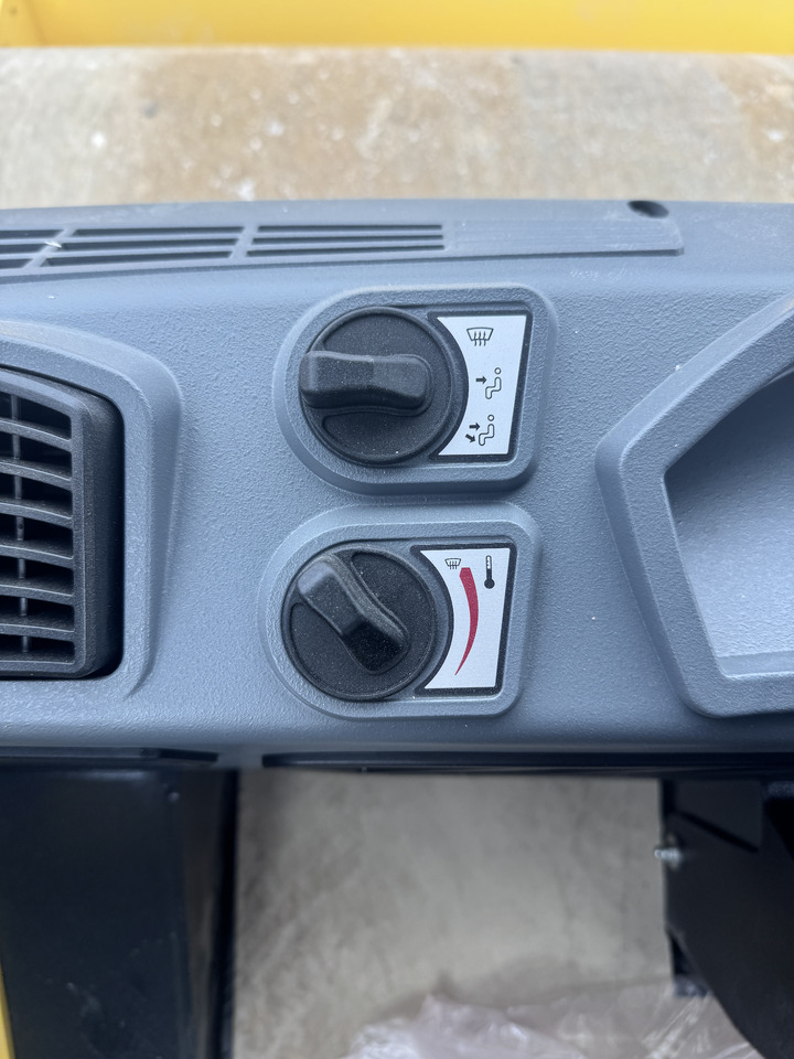 BOMAG BW 177 D-5 - Kompaktör: fotoğraf 5 BOMAG BW 177 D-5 - Kompaktör: fotoğraf 5