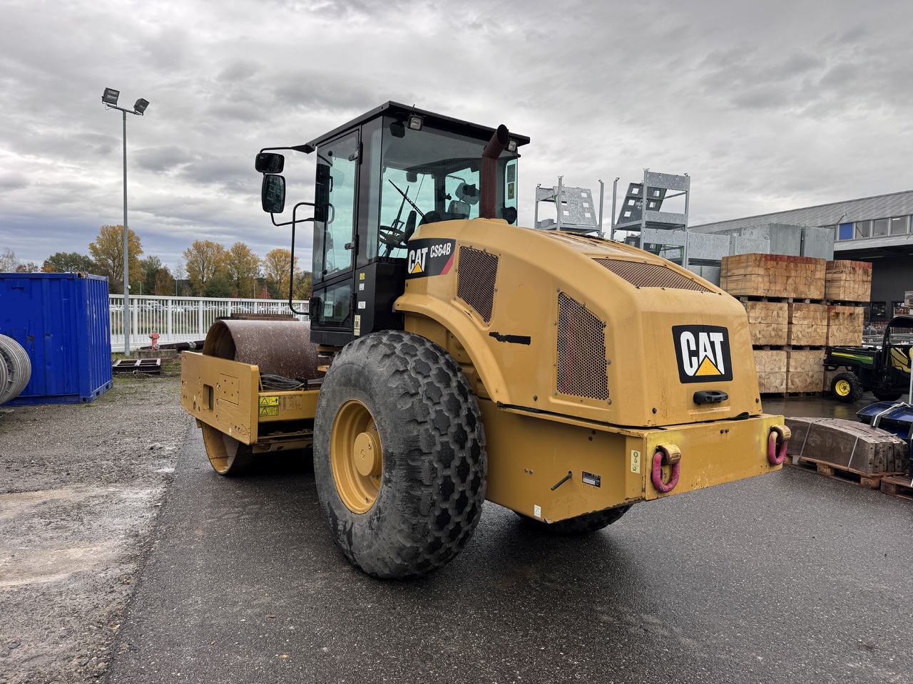 CATERPILLAR CS 64 B - Kompaktör: fotoğraf 3 CATERPILLAR CS 64 B - Kompaktör: fotoğraf 3