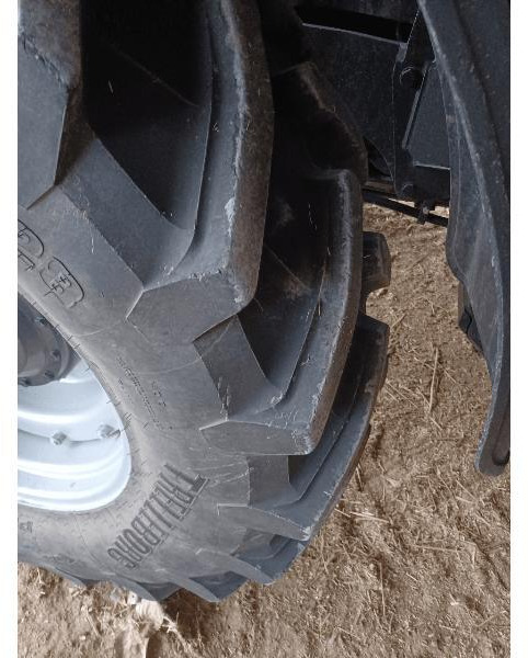 CASE-IH MAXXUM 150 - Traktör: fotoğraf 5 CASE-IH MAXXUM 150 - Traktör: fotoğraf 5