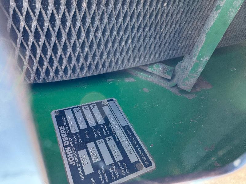 JOHN DEERE 592 - Silindirik balya makinesi: fotoğraf 4 JOHN DEERE 592 - Silindirik balya makinesi: fotoğraf 4