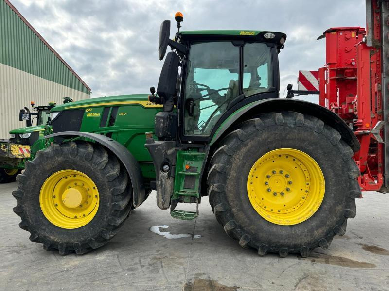 JOHN DEERE 6R250 - Traktör: fotoğraf 1 JOHN DEERE 6R250 - Traktör: fotoğraf 1
