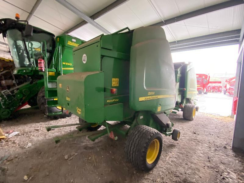 JOHN DEERE 864 - Silindirik balya makinesi: fotoğraf 3 JOHN DEERE 864 - Silindirik balya makinesi: fotoğraf 3