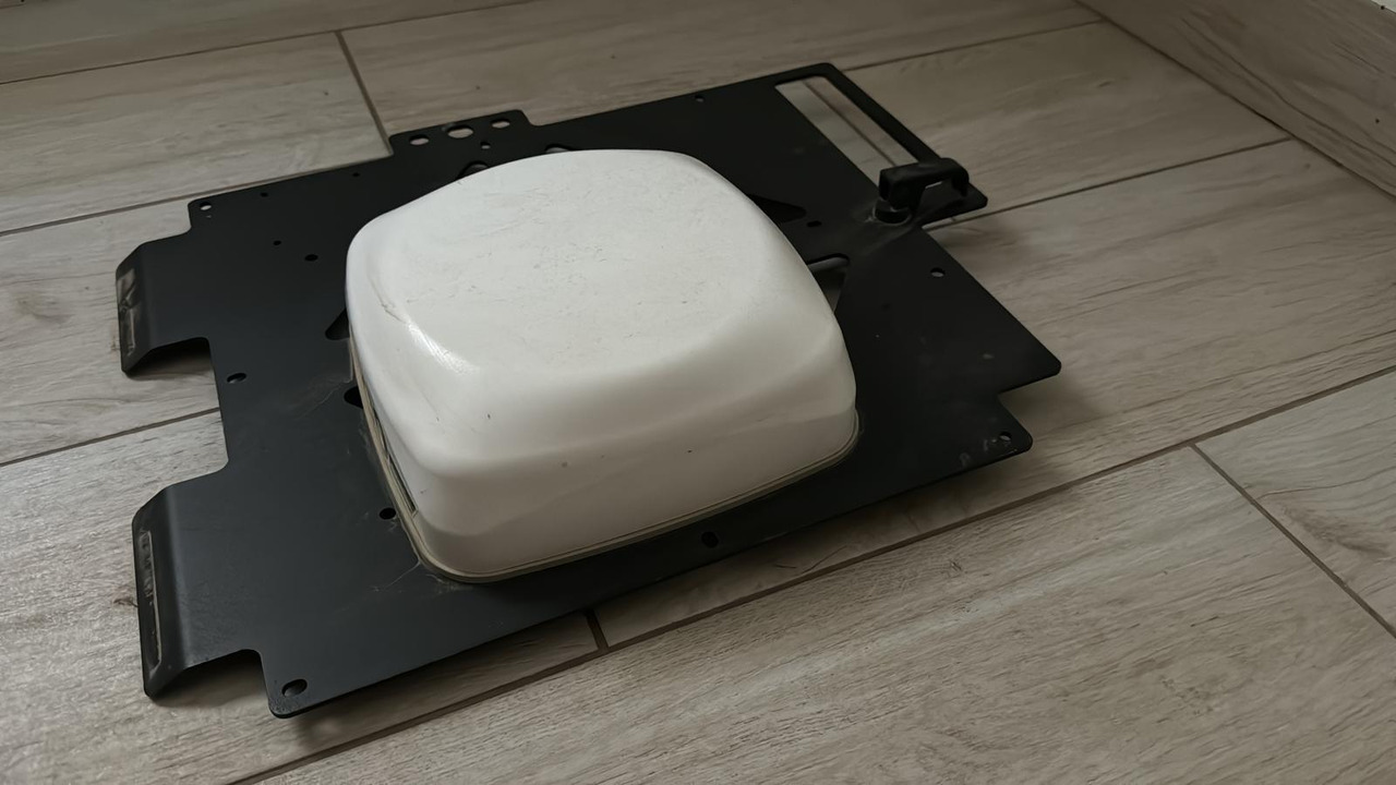 Auto guidance system Trimble NAV 900 + GFX 750 - Navigasyon sistemi - Tarım araçları: fotoğraf 1 Auto guidance system Trimble NAV 900 + GFX 750 - Navigasyon sistemi - Tarım araçları: fotoğraf 1