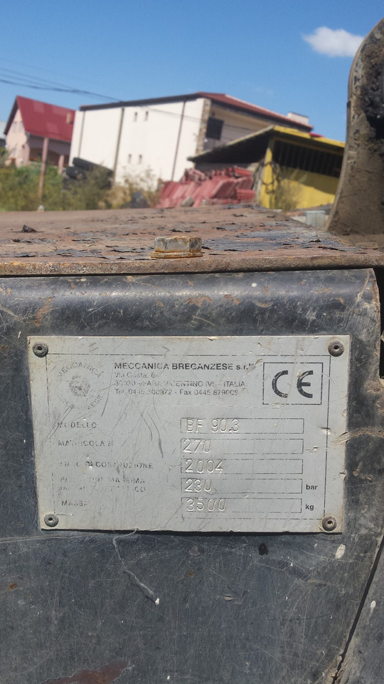 BM BF 90.3 Crusher bucket - Kova - İş makinaları: fotoğraf 4 BM BF 90.3 Crusher bucket - Kova - İş makinaları: fotoğraf 4