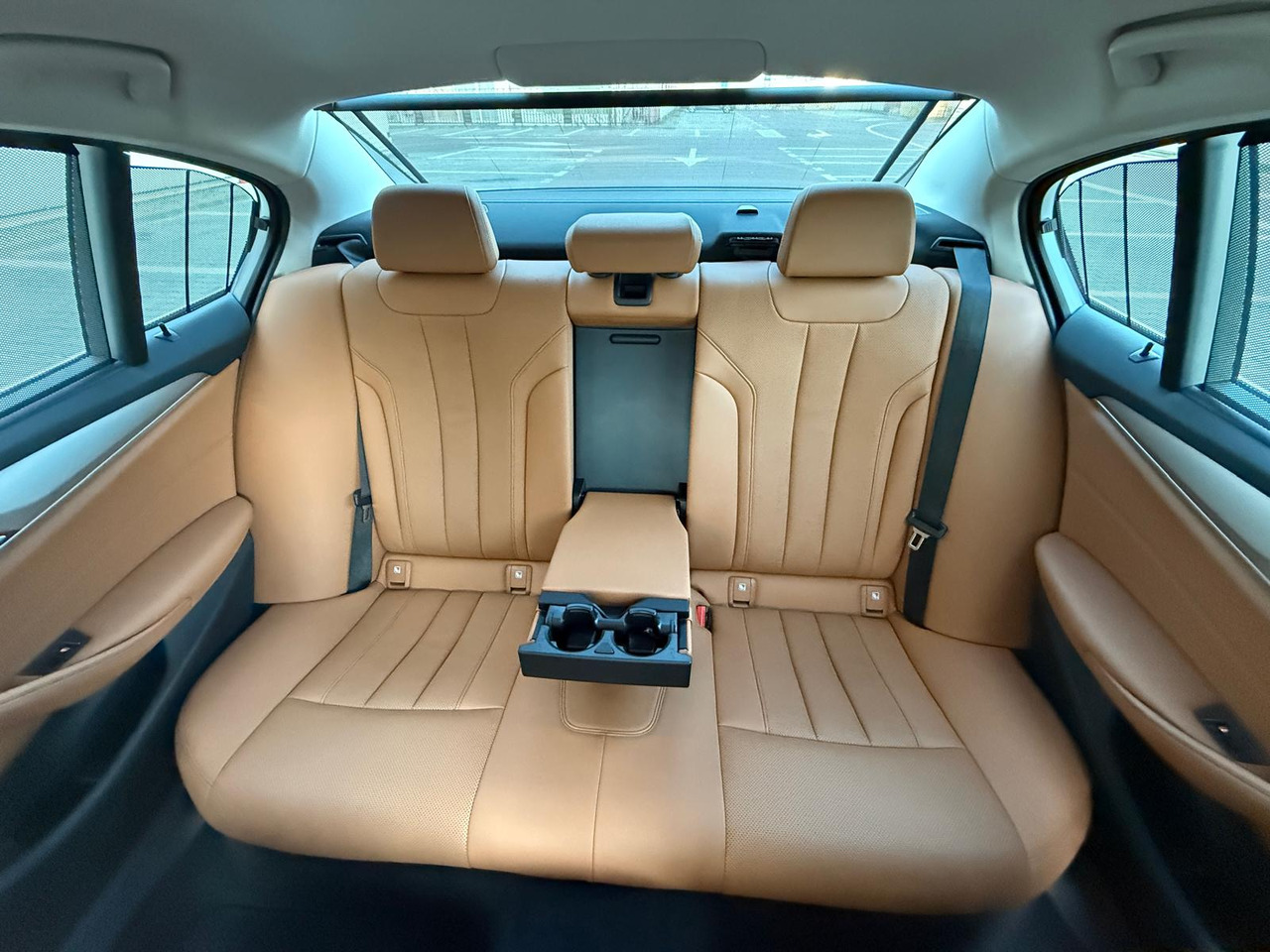 BMW 520D MILDHYBRID - Sedan araba: fotoğraf 4 BMW 520D MILDHYBRID - Sedan araba: fotoğraf 4