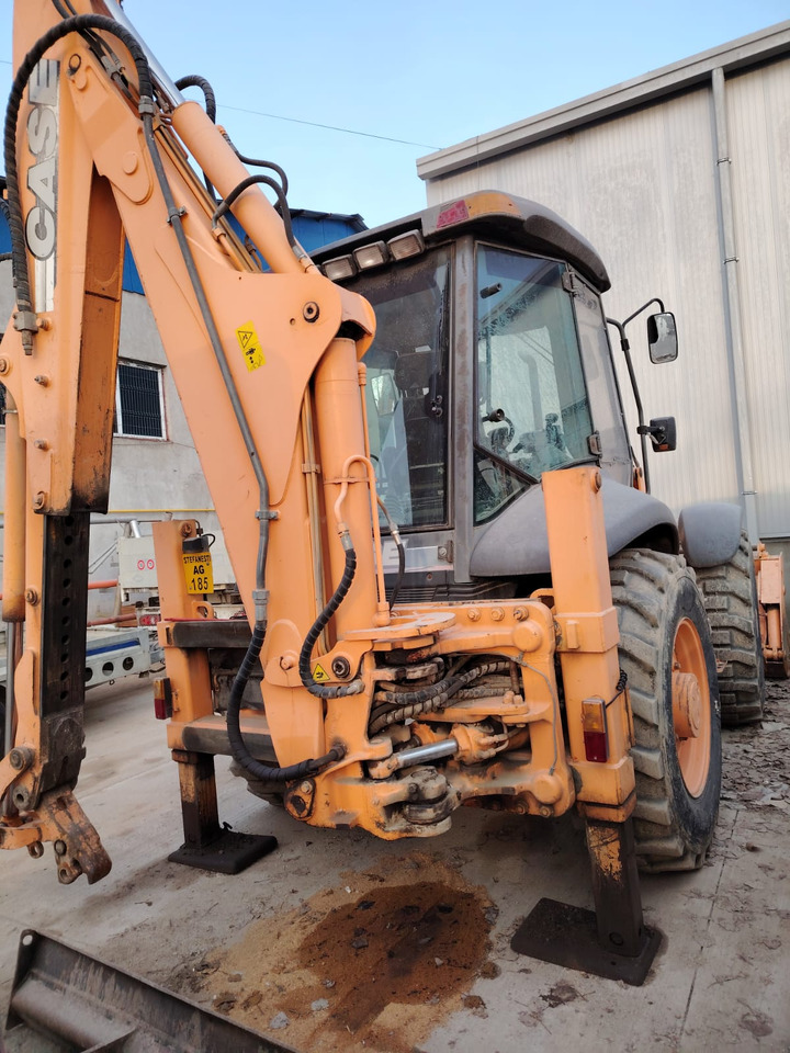 CASE 695SR2-4PS Backhoe loader - Iş makinesi: fotoğraf 2 CASE 695SR2-4PS Backhoe loader - Iş makinesi: fotoğraf 2