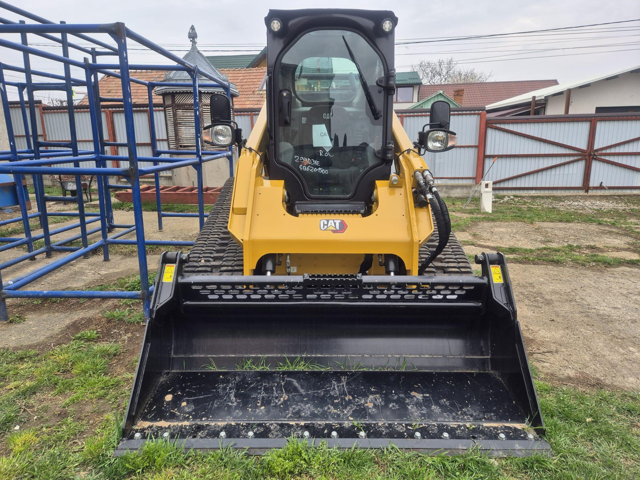 CATERPILLAR 299 D3 XE Mini track loader - Kompakt paletli yükleyici: fotoğraf 1 CATERPILLAR 299 D3 XE Mini track loader - Kompakt paletli yükleyici: fotoğraf 1