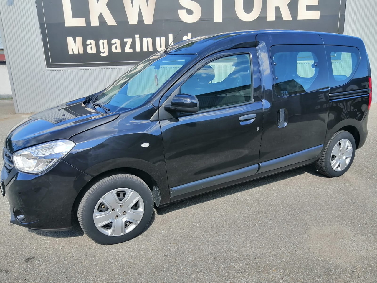 DACIA Dokker 1,6 sCE Comfort Benzina/GPL, TOP !!! - Çift kabin kamyonet: fotoğraf 4 DACIA Dokker 1,6 sCE Comfort Benzina/GPL, TOP !!! - Çift kabin kamyonet: fotoğraf 4