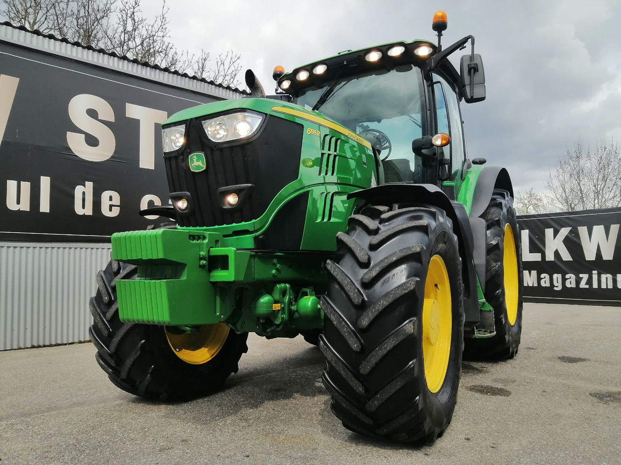 John Deere 6195R 4WD, Auto Trac + Activare !!! TOP !!! - Traktör: fotoğraf 4 John Deere 6195R 4WD, Auto Trac + Activare !!! TOP !!! - Traktör: fotoğraf 4