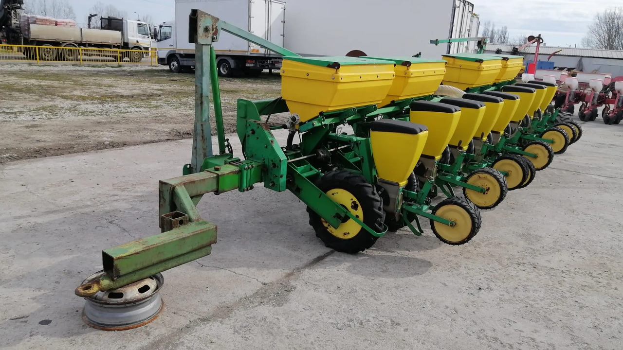 SFOGGIA GAMA PLUS 12/9m/12 Rows Seeding Machine - Hassas ekim makinesi: fotoğraf 4 SFOGGIA GAMA PLUS 12/9m/12 Rows Seeding Machine - Hassas ekim makinesi: fotoğraf 4