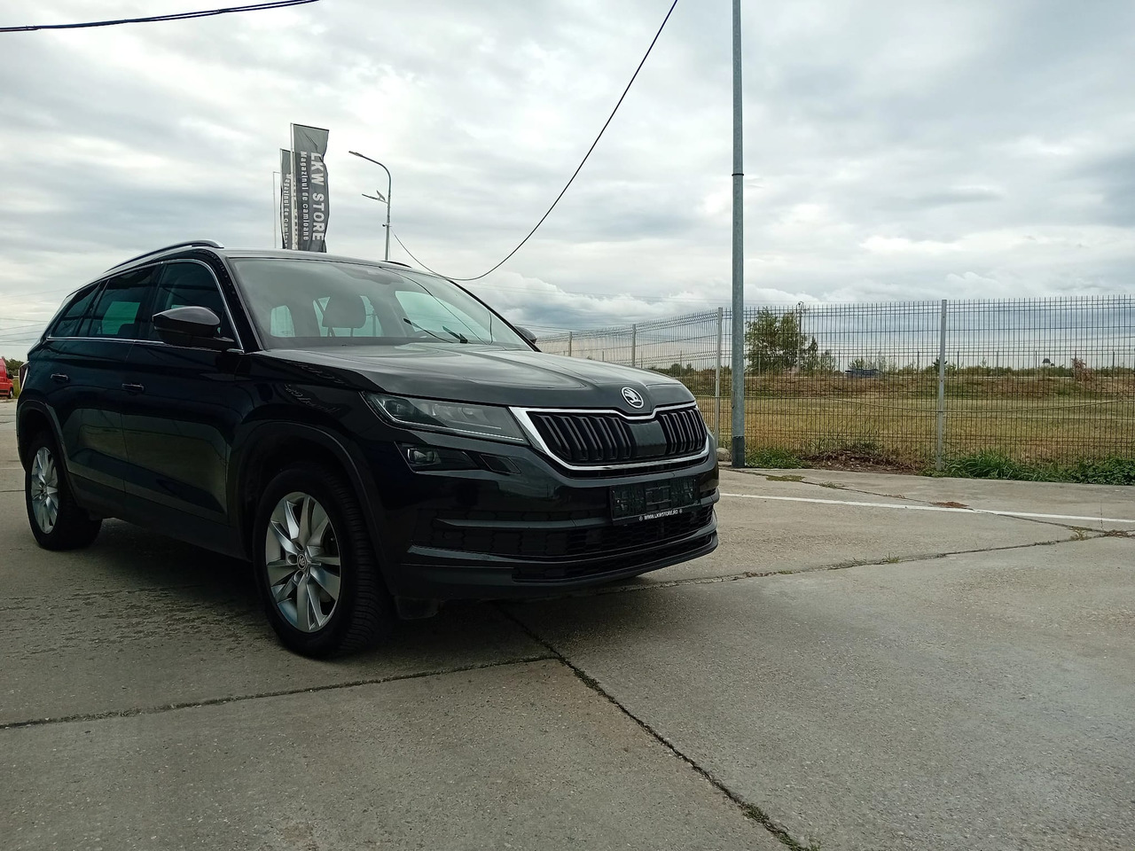 SKODA KODIAQ 2.0 TDI 4×4 DSG, TOP !!! - SUV: fotoğraf 3 SKODA KODIAQ 2.0 TDI 4×4 DSG, TOP !!! - SUV: fotoğraf 3