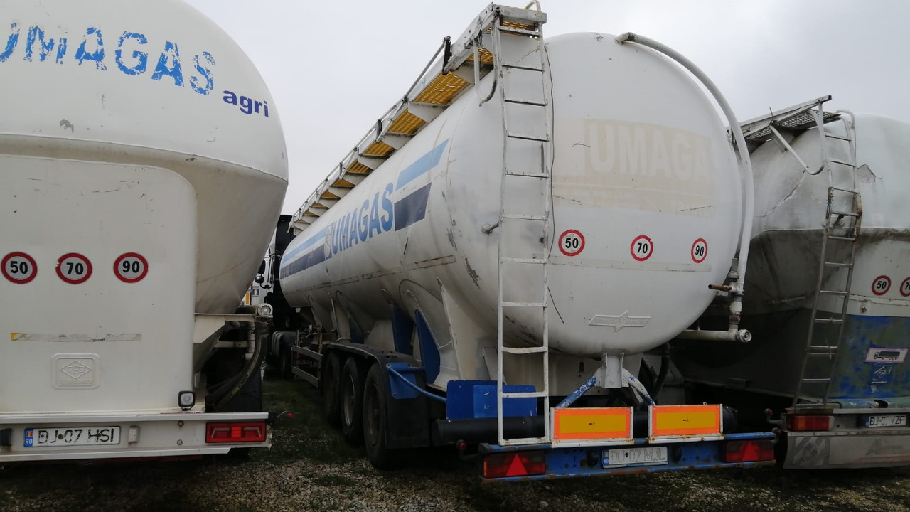 SPITZER Tank/Silo 57,000 l 4 Compartments for Powders/Feed/Water//Liquid Fertilizer/etc. - Silobas: fotoğraf 4 SPITZER Tank/Silo 57,000 l 4 Compartments for Powders/Feed/Water//Liquid Fertilizer/etc. - Silobas: fotoğraf 4