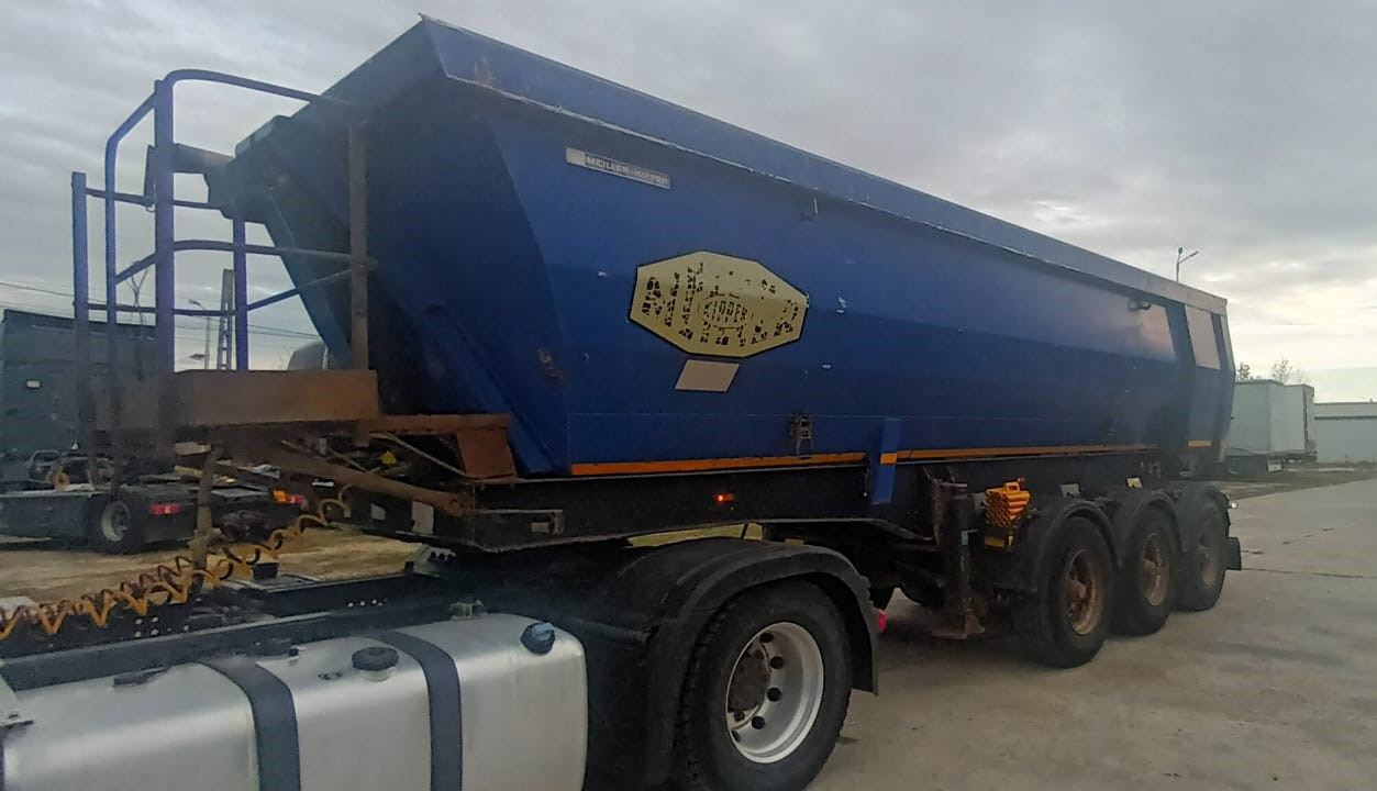 Semi-trailer Tipper Meiller – Kipper - Damperli dorse: fotoğraf 1 Semi-trailer Tipper Meiller – Kipper - Damperli dorse: fotoğraf 1