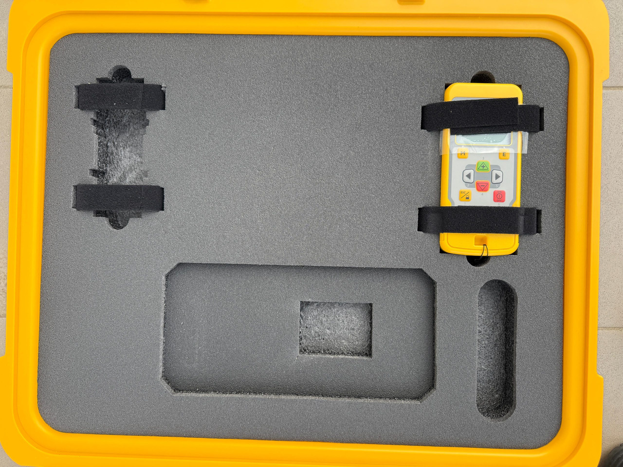 Spectra DG613G Green Beam Dialgrade Pipe Laser - İnşaat ekipmanı: fotoğraf 5 Spectra DG613G Green Beam Dialgrade Pipe Laser - İnşaat ekipmanı: fotoğraf 5