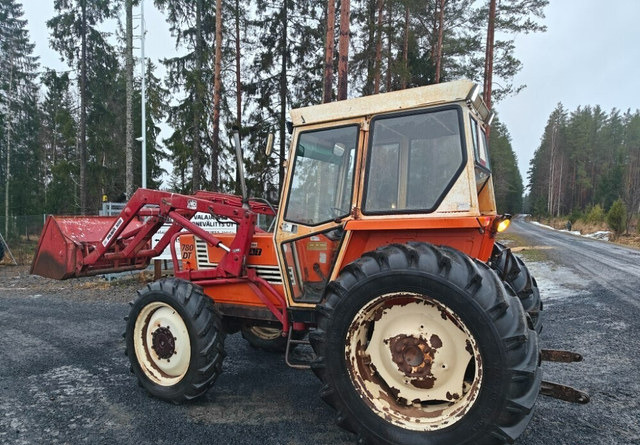 Fiat 780DT etukuormaajalla - Traktör: fotoğraf 2 Fiat 780DT etukuormaajalla - Traktör: fotoğraf 2