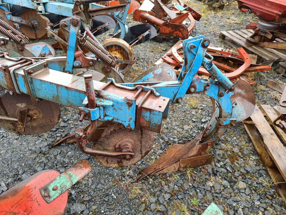 Fiskars KHN lisäsiipi täydellinen - Pulluk: fotoğraf 1 Fiskars KHN lisäsiipi täydellinen - Pulluk: fotoğraf 1