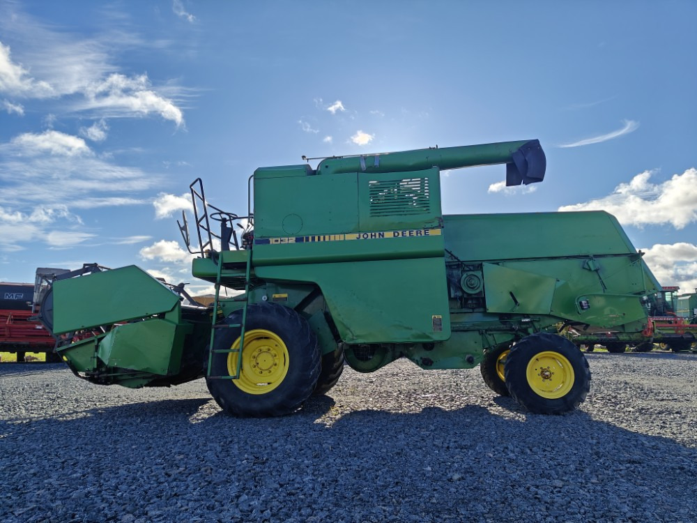JOHN DEERE 1032 - Biçerdöver: fotoğraf 2 JOHN DEERE 1032 - Biçerdöver: fotoğraf 2