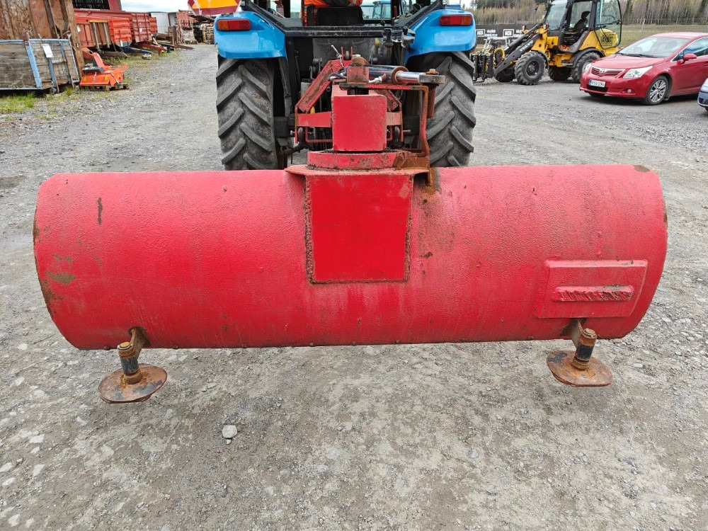 Perälevy 250cm Hydraulinen kääntö - Dozer bıçağı - Traktör: fotoğraf 3 Perälevy 250cm Hydraulinen kääntö - Dozer bıçağı - Traktör: fotoğraf 3