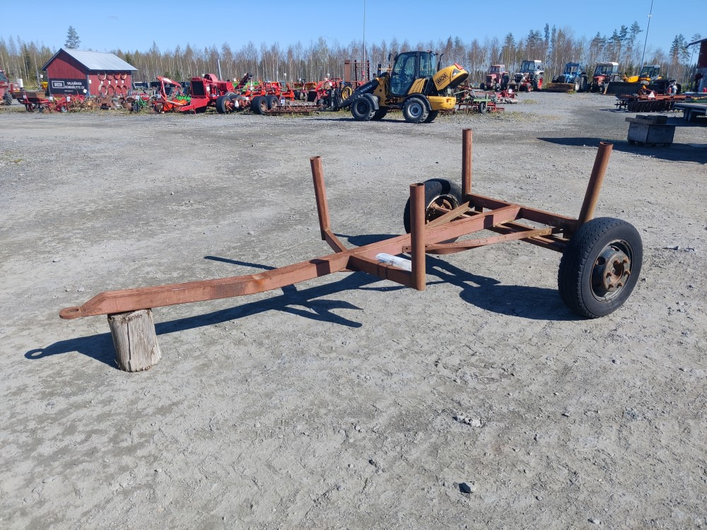 Rankakärry 1-akselinen Näppärän kokoinen pikkutraktoriin - Orman römorku: fotoğraf 1 Rankakärry 1-akselinen Näppärän kokoinen pikkutraktoriin - Orman römorku: fotoğraf 1