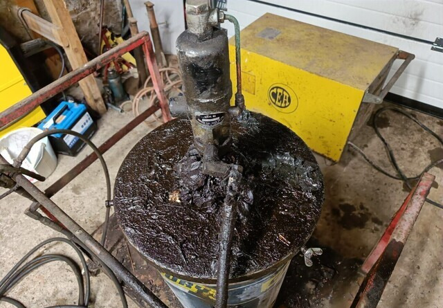 Yamada Yuki rasvari - Alet/ Ekipman: fotoğraf 2 Yamada Yuki rasvari - Alet/ Ekipman: fotoğraf 2