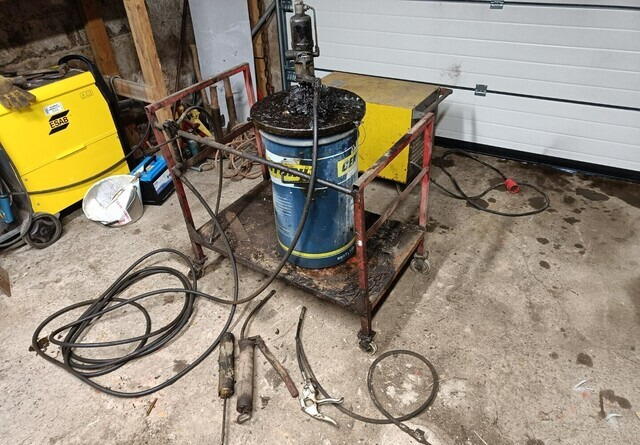 Yamada Yuki rasvari - Alet/ Ekipman: fotoğraf 1 Yamada Yuki rasvari - Alet/ Ekipman: fotoğraf 1