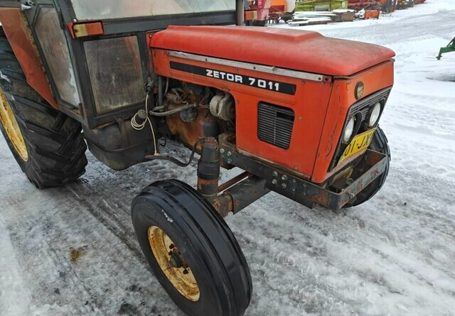 Zetor 7011 traktori - Traktör: fotoğraf 5 Zetor 7011 traktori - Traktör: fotoğraf 5