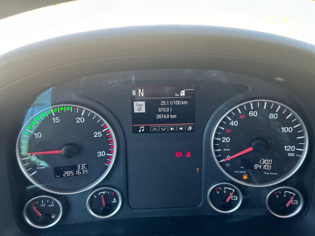 MAN TGX 26.470 6X2-4 BL tandem - Tenteli kamyon: fotoğraf 5 MAN TGX 26.470 6X2-4 BL tandem - Tenteli kamyon: fotoğraf 5