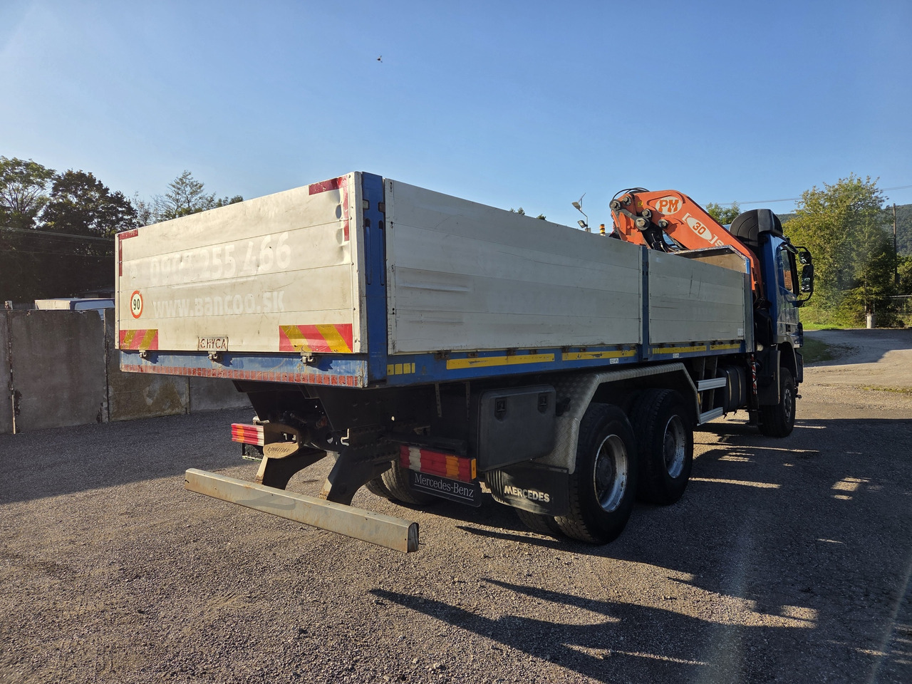 MERCEDES-BENZ ACTROS 3341 6x6 + CRANE PM 30 Radio Control - Sal/ Açık kasa kamyon, Vinçli kamyon: fotoğraf 4 MERCEDES-BENZ ACTROS 3341 6x6 + CRANE PM 30 Radio Control - Sal/ Açık kasa kamyon, Vinçli kamyon: fotoğraf 4