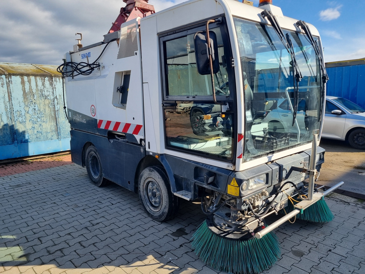 SCHMIDT Cleango compact sweeper 400 - Yol süpürme aracı: fotoğraf 1 SCHMIDT Cleango compact sweeper 400 - Yol süpürme aracı: fotoğraf 1