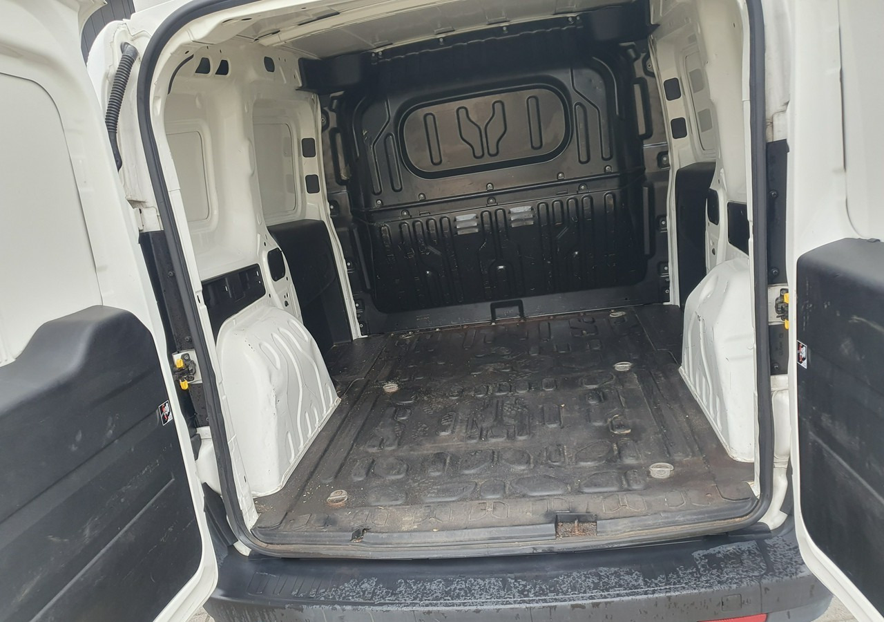 Fiat Doblo Opel Combo 1.4 Benzyna Polski Salon finansal kiralama Fiat Doblo Opel Combo 1.4 Benzyna Polski Salon: fotoğraf 15