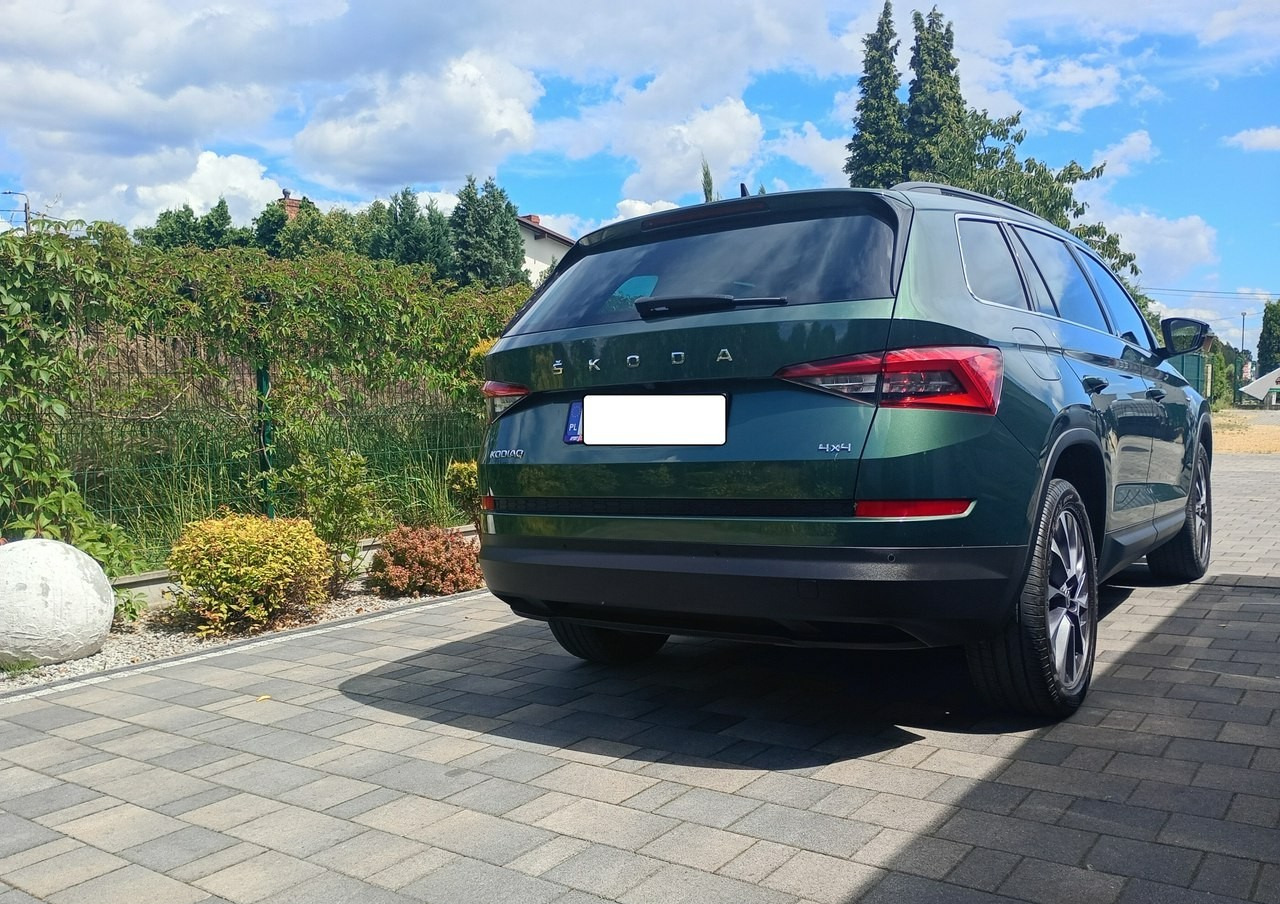 Skoda Kodiaq Skoda Kodiaq Skoda Kodiaq 2.0 4x4 Wersja Drive na 125 lecie - SUV: fotoğraf 5 Skoda Kodiaq Skoda Kodiaq Skoda Kodiaq 2.0 4x4 Wersja Drive na 125 lecie - SUV: fotoğraf 5