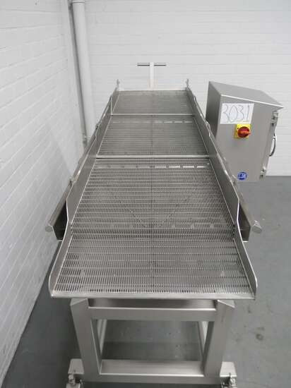 GEA vibrating gutter MultiShaker 450/1600 - Konveyör: fotoğraf 5 GEA vibrating gutter MultiShaker 450/1600 - Konveyör: fotoğraf 5