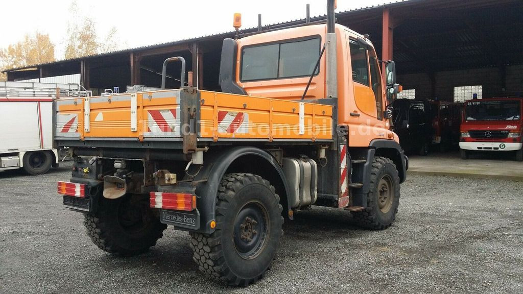 Mercedes-Benz Unimog U 300 Kipper Zugmaschine Kommunalhydraulik U 500 400 U 300 Kipper Zugmaschine Kommunalhydraulik U 500 400 - Atık toplama taşıt/ Özel amaçlı taşıt: fotoğraf 4 Mercedes-Benz Unimog U 300 Kipper Zugmaschine Kommunalhydraulik U 500 400 U 300 Kipper Zugmaschine Kommunalhydraulik U 500 400 - Atık toplama taşıt/ Özel amaçlı taşıt: fotoğraf 4