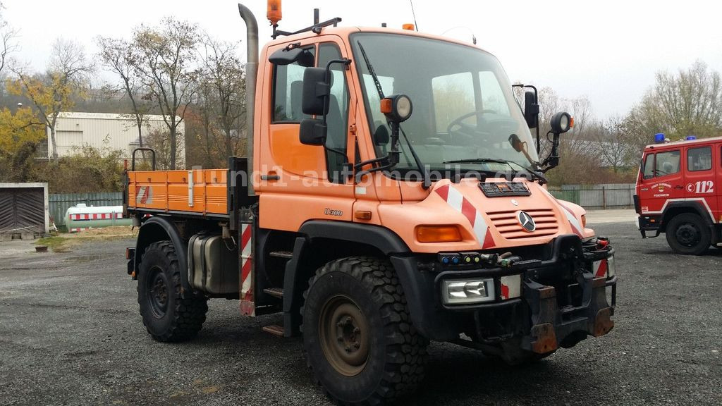 Unimog U 300 Kipper Zugmaschine Kommunalhydraulik U 500 400 U 300 Kipper Zugmaschine Kommunalhydraulik U 500 400 - Atık toplama taşıt/ Özel amaçlı taşıt: fotoğraf 1 Unimog U 300 Kipper Zugmaschine Kommunalhydraulik U 500 400 U 300 Kipper Zugmaschine Kommunalhydraulik U 500 400 - Atık toplama taşıt/ Özel amaçlı taşıt: fotoğraf 1