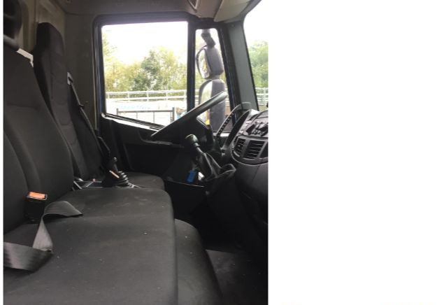 Iveco EUROCARGOeurocargo 120e19 - Kapalı kasa kamyon: fotoğraf 4 Iveco EUROCARGOeurocargo 120e19 - Kapalı kasa kamyon: fotoğraf 4
