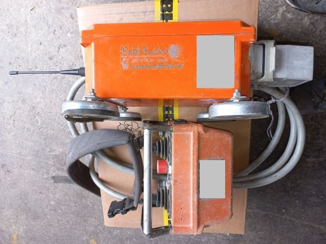 Liebherr HBC radio control 112/132/140/180EC-H - Kule vinç: fotoğraf 5 Liebherr HBC radio control 112/132/140/180EC-H - Kule vinç: fotoğraf 5