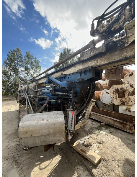 Soilmec SM21 - Kazık çakma makinası: fotoğraf 5 Soilmec SM21 - Kazık çakma makinası: fotoğraf 5