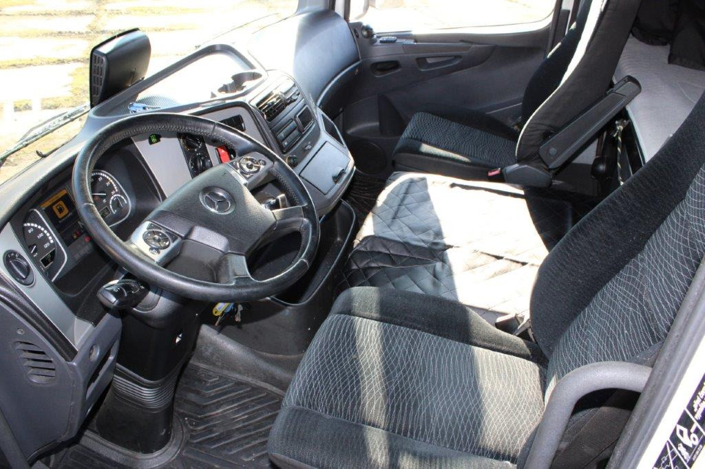 Mercedes-Benz Atego 1223 - Tenteli kamyon: fotoğraf 5 Mercedes-Benz Atego 1223 - Tenteli kamyon: fotoğraf 5