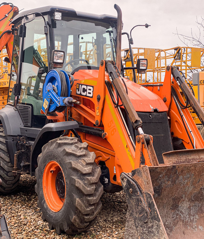 JCB 3CX Compact - Iş makinesi: fotoğraf 1 JCB 3CX Compact - Iş makinesi: fotoğraf 1