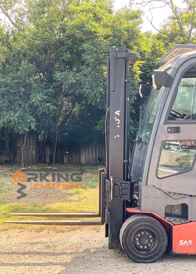 Toyota 8 FBMT 30 - Elektrikli forklift: fotoğraf 4 Toyota 8 FBMT 30 - Elektrikli forklift: fotoğraf 4
