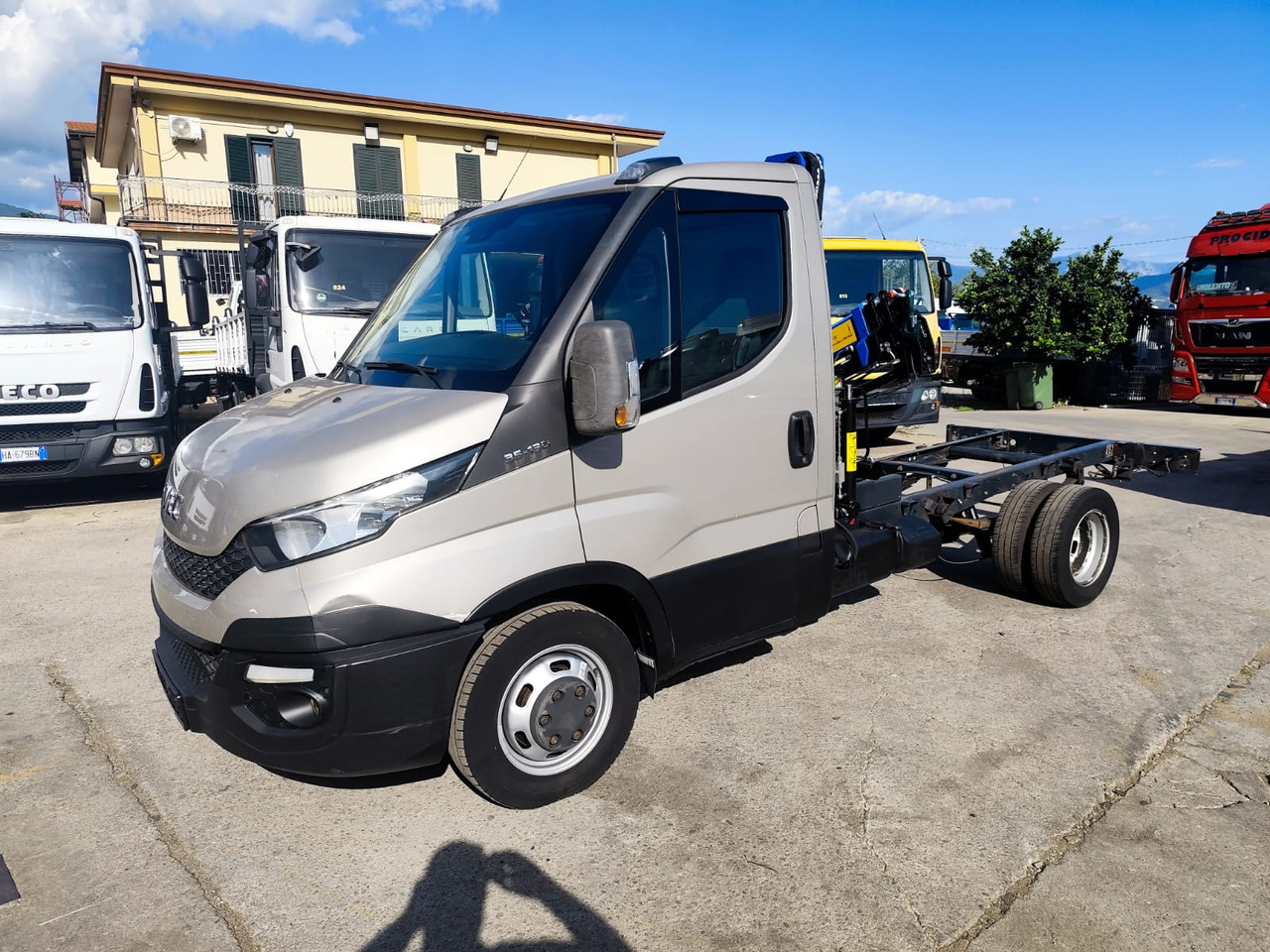 IVECO DAILY 35-130 - Damperli kamyonet: fotoğraf 1 IVECO DAILY 35-130 - Damperli kamyonet: fotoğraf 1