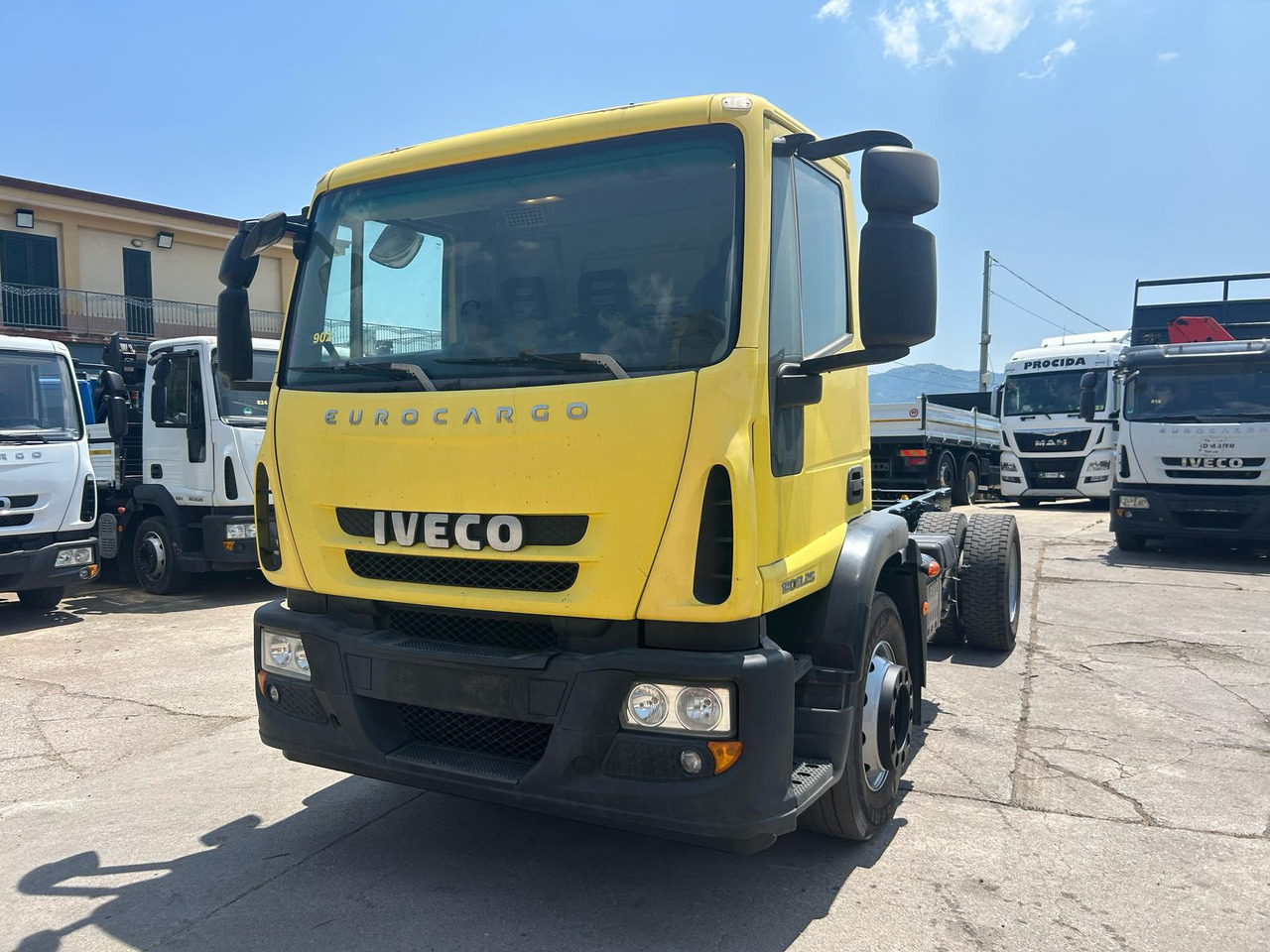 IVECO EUROCARGO 190EL25 - Şasi kamyon: fotoğraf 1 IVECO EUROCARGO 190EL25 - Şasi kamyon: fotoğraf 1