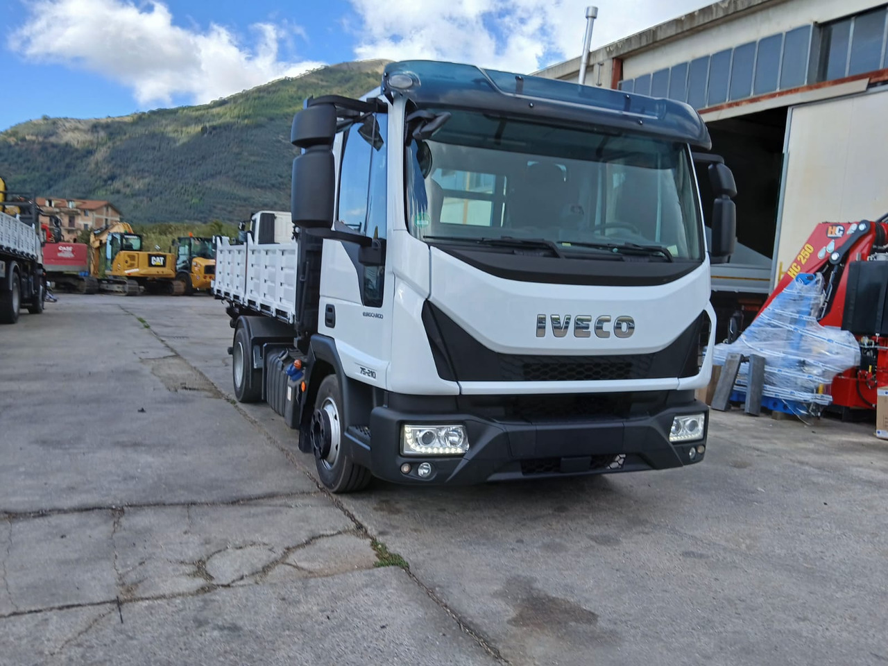 IVECO EUROCARGO 75-210 - Damperli kamyon: fotoğraf 3 IVECO EUROCARGO 75-210 - Damperli kamyon: fotoğraf 3