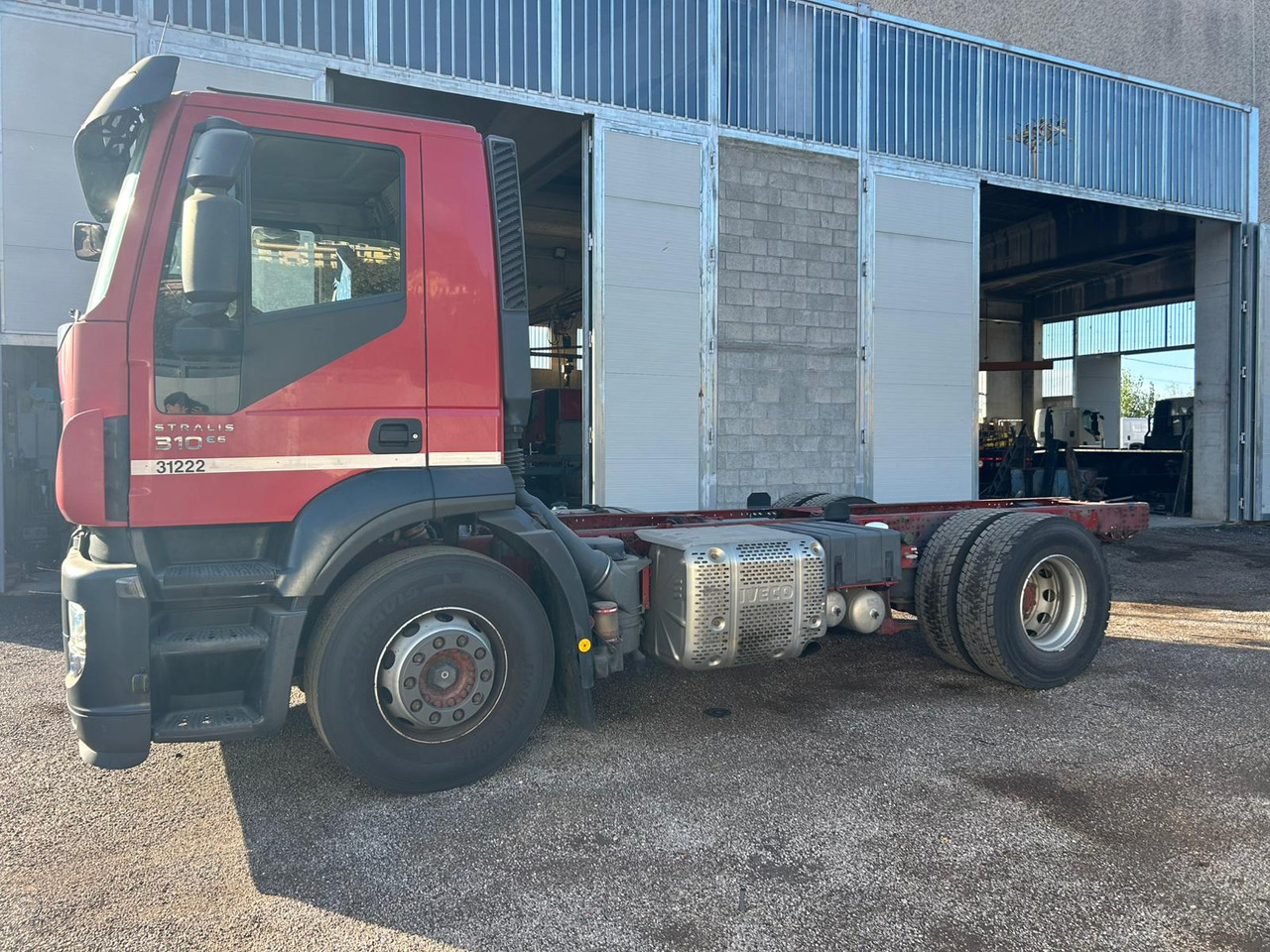 Şasi kamyon IVECO STRALIS 190S31: fotoğraf 24