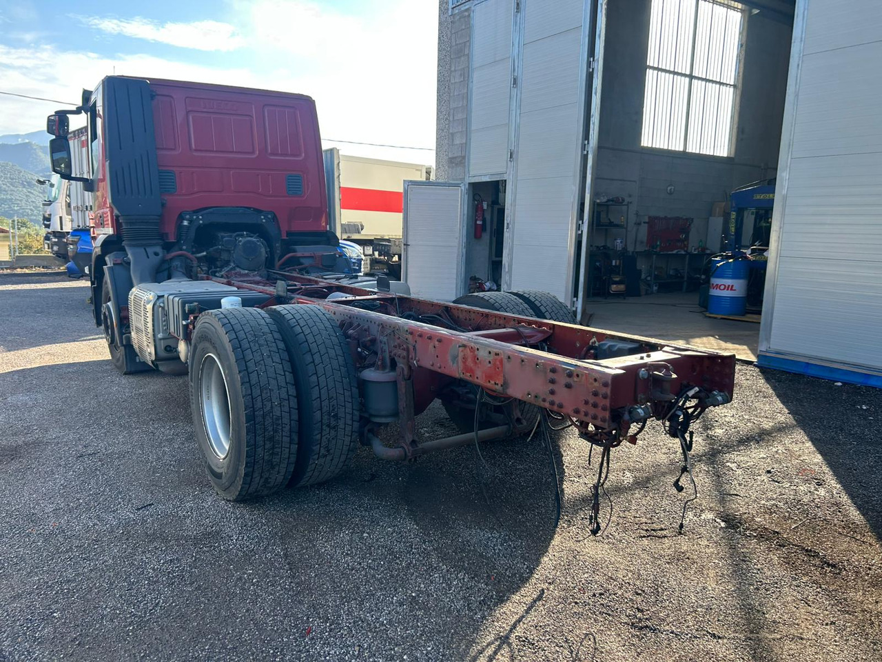 Şasi kamyon IVECO STRALIS 190S31: fotoğraf 9