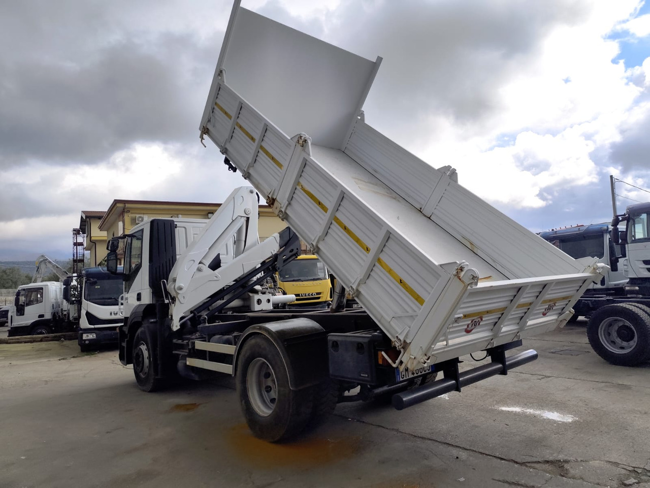 IVECO STRALIS AD 190S31P - Vinçli kamyon, Damperli kamyon: fotoğraf 5 IVECO STRALIS AD 190S31P - Vinçli kamyon, Damperli kamyon: fotoğraf 5