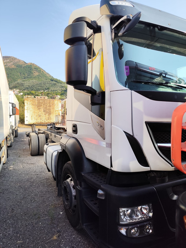 IVECO STRALIS AD 260S31 XP - Kapalı kasa kamyon: fotoğraf 4 IVECO STRALIS AD 260S31 XP - Kapalı kasa kamyon: fotoğraf 4