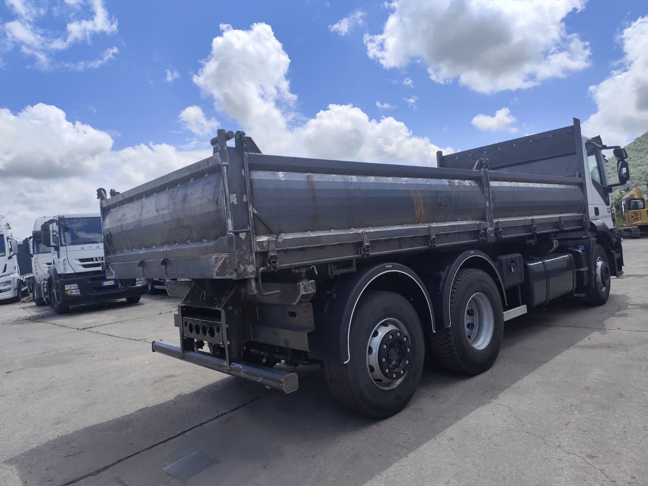 IVECO STRALIS CUBE 260S31 - Vinçli kamyon: fotoğraf 4 IVECO STRALIS CUBE 260S31 - Vinçli kamyon: fotoğraf 4