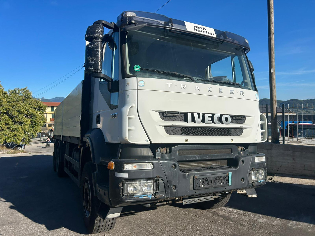 IVECO TRAKKER 260T36 - Sal/ Açık kasa kamyon: fotoğraf 4 IVECO TRAKKER 260T36 - Sal/ Açık kasa kamyon: fotoğraf 4