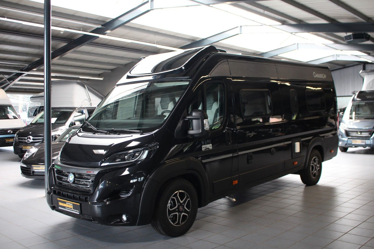Chausson V 690/10 AT-9 Premium Road Hubbett Rampe Solar - Camper van: fotoğraf 2 Chausson V 690/10 AT-9 Premium Road Hubbett Rampe Solar - Camper van: fotoğraf 2